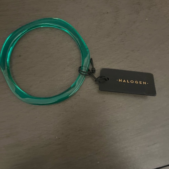 Halogen Jewelry - NWT HALOGEN bracelet.